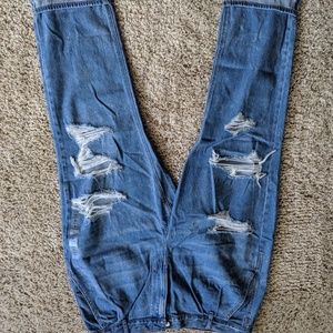 American Eagle Mom Jeans